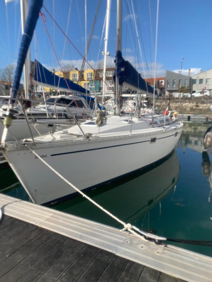 Hotel Nuit Sur Un Bateau La Rochelle  Exterior foto